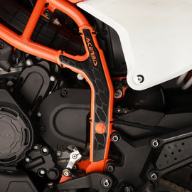 Protectores de Chasis Acerbis X-Grip - KTM 390 Adventure (2025-2027) | MOTOBIKE RIOJA