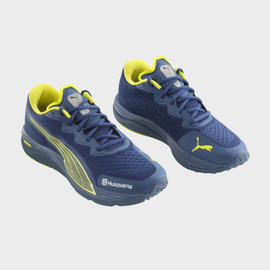 Zapatillas Deportivas Husqvarna Team by PUMA® (Azul/Amarillo) | MOTOBIKE RIOJA