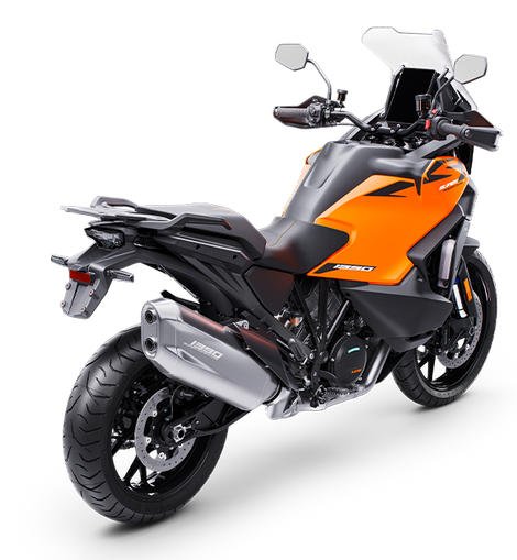 Moto adventure KTM 1390 Super Adventure S 2026 naranja, vista trasera derecha