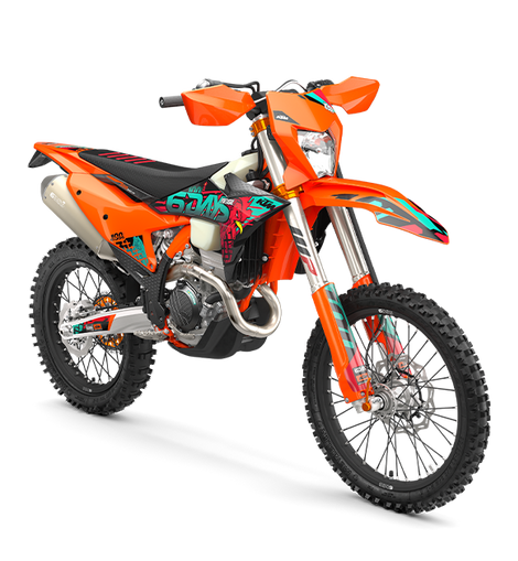 Moto enduro KTM 350 EXC-F 6DAYS 2027 naranja, vista frontal derecha