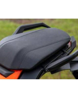 Kit de Asideros Traseros Originales KTM PowerParts - Duke 125/250/390 (24-26) | MOTOBIKE RIOJA