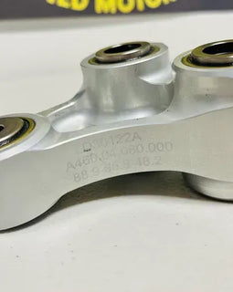 Triángulo de suspensión trasera original A46004080044 | Motobike Rioja